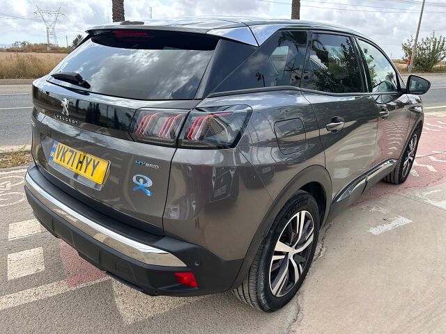 PEUGEOT 3008 ALLURE 1.6 PHEV AUTO UK RHD IN SPAIN ONLY 70000 MILES SUPERB 2021